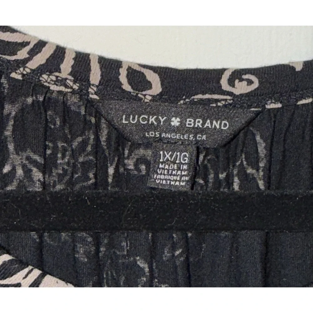 Lucky Brand Black Tan Floral Round Neck Keyhole Pullover Blouse Tunic Size 1X - Picture 2 of 4
